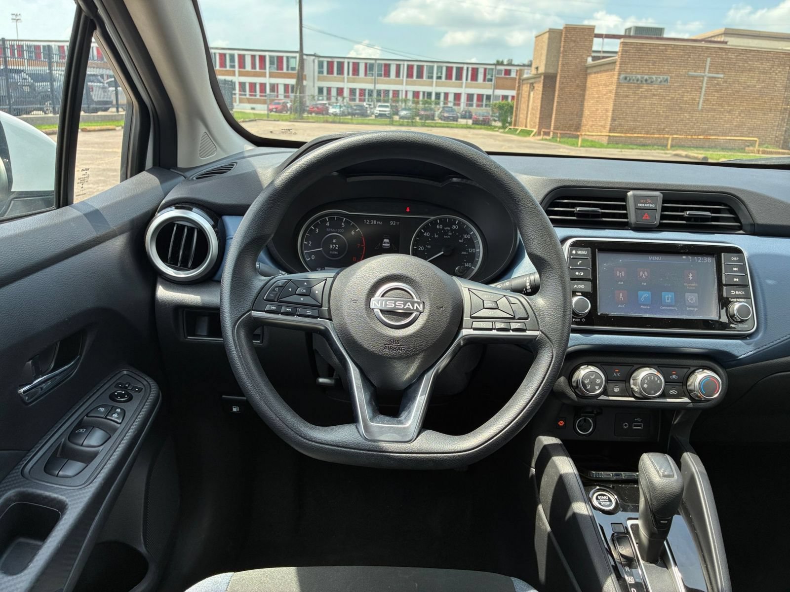 Used 2025 Nissan Versa SV FWD image 31