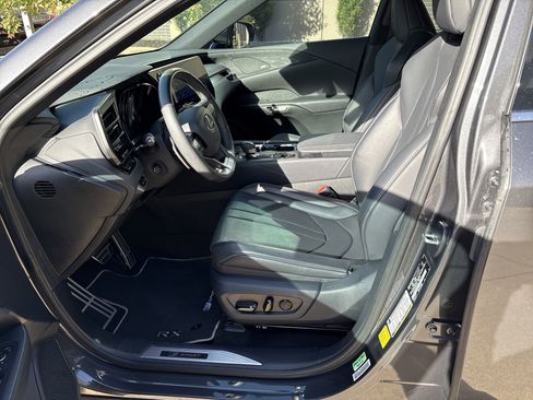 Used 2024 Lexus RX 350 F Sport w/ Convenience Package AWD/4WD image 16