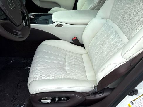 Used 2018 Lexus LS 500 image 34