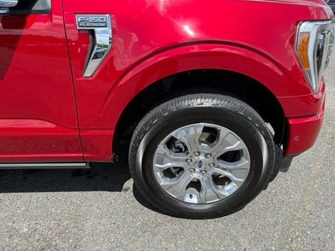 Certified 2022 Ford F150 Platinum w/ Equipment Group 701A High AWD/4WD image 8