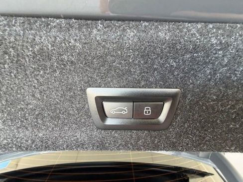 Used 2025 BMW M3 Competition w/ Executive Package image 32