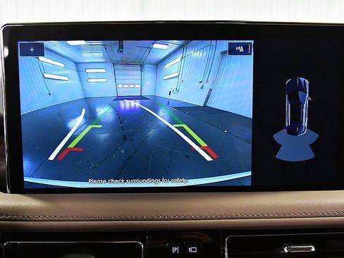 Used 2022 Lincoln Nautilus Reserve image 22