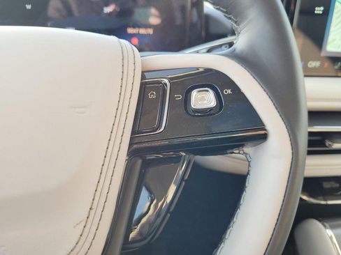 New 2026 Lincoln Aviator AWD image 23