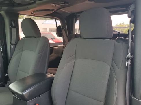 Used 2023 Jeep Wrangler Sport AWD/4WD image 14