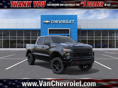 New 2026 Chevrolet Silverado 1500 Custom Trail Boss w/ LPO, Dark Essentials Package