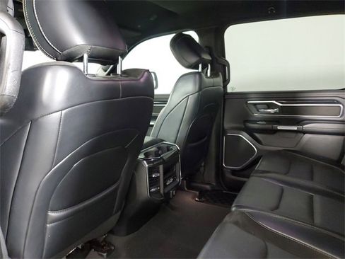 Used 2019 RAM 1500 Laramie image 10