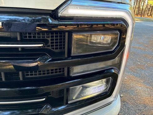 Used 2025 Ford F350 Platinum w/ FX4 Off-Road Package image 10