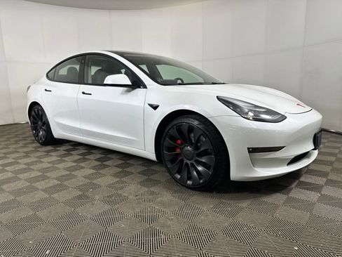 Used 2021 Tesla Model 3 Performance image 2