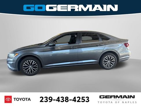 Used 2019 Volkswagen Jetta R-Line image 2