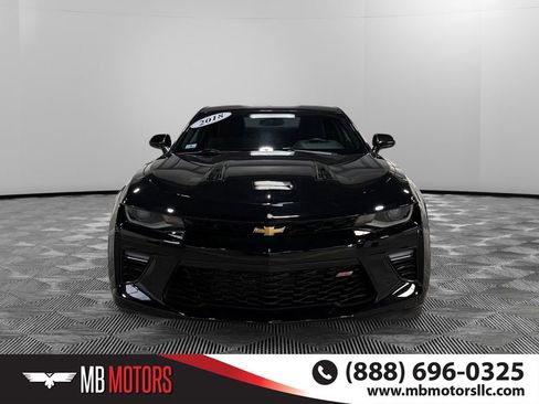 Used 2018 Chevrolet Camaro SS RWD image 10