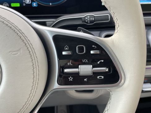 Certified 2023 Mercedes-Benz Maybach GLS 600 4MATIC image 28