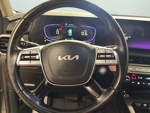 Used 2025 Kia Telluride S AWD/4WD image 12
