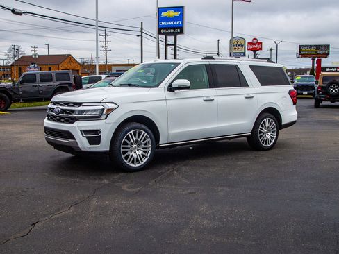 Used 2024 Ford Expedition Max Limited image 3