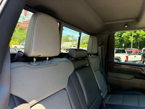 Used 2024 Chevrolet Silverado 2500 ZR2 w/ ZR2 Bison Edition AWD/4WD image 78