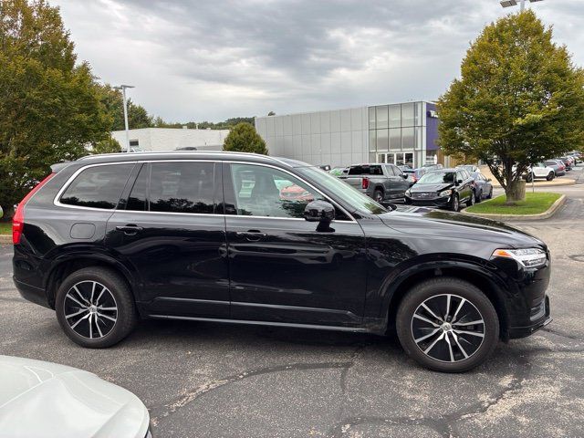 Used 2020 Volvo XC90 T5 Momentum w/ Protection Package AWD/4WD image 6