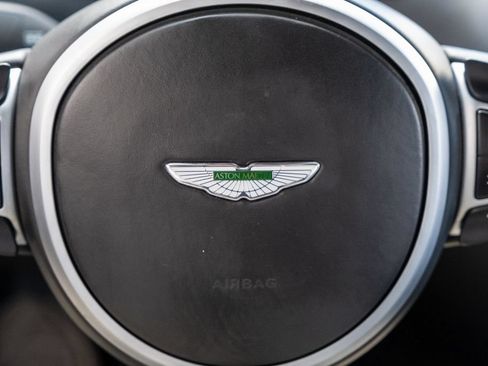 Used 2019 Aston Martin V8 Vantage Coupe RWD image 34