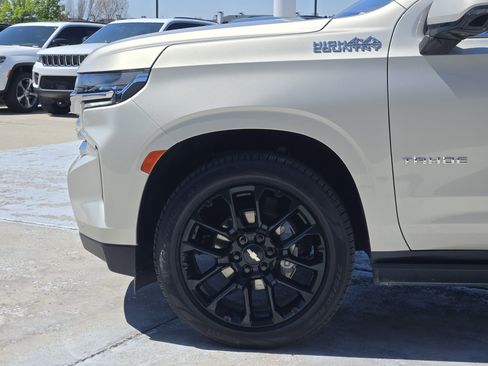 Used 2023 Chevrolet Tahoe High Country w/ Premium Package 2 RWD image 9
