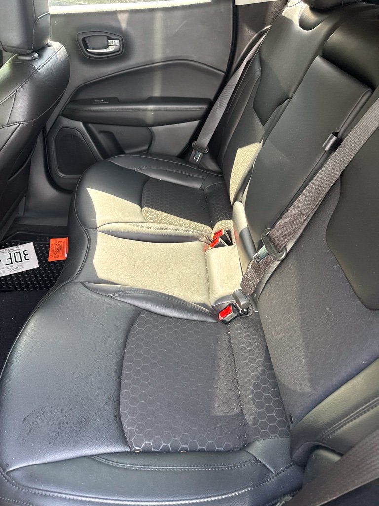 Used 2021 Jeep Compass Latitude AWD/4WD image 4