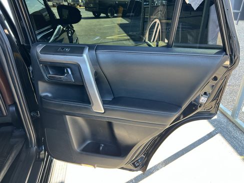 Used 2020 Toyota 4Runner Limited image 27