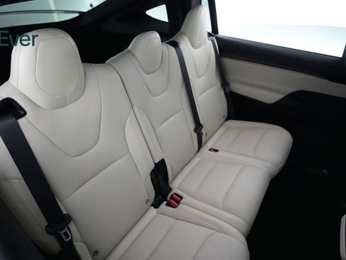 Used 2023 Tesla Model X AWD/4WD image 5