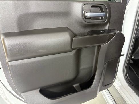 Used 2025 Chevrolet Silverado 2500 Custom w/ Custom Value Package image 36