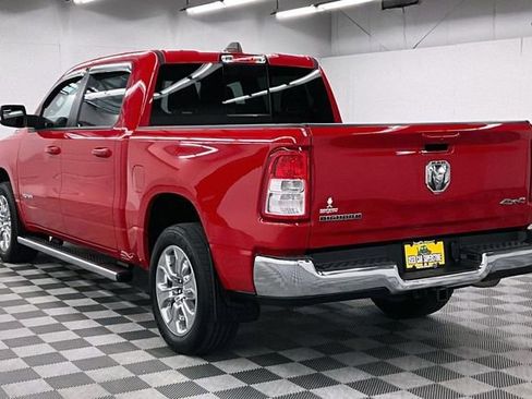 Used 2022 RAM 1500 Big Horn AWD/4WD image 3