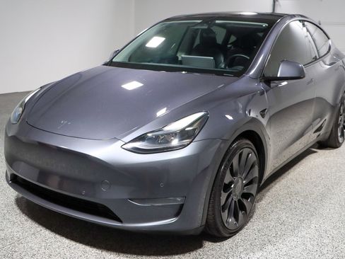 Used 2022 Tesla Model Y Performance image 26