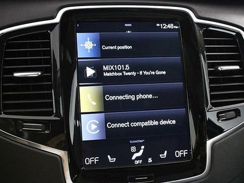 Used 2021 Volvo XC90 T6 Momentum w/ Protection Package Premier image 35