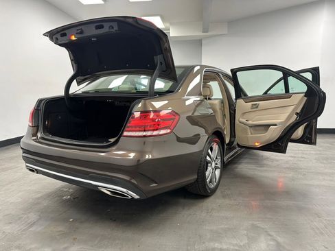 Used 2014 Mercedes-Benz E 350 4MATIC Sedan image 23