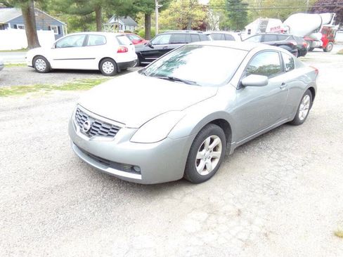 Used 2009 Nissan Altima 2.5 S w/ Convenience Pkg FWD image 1