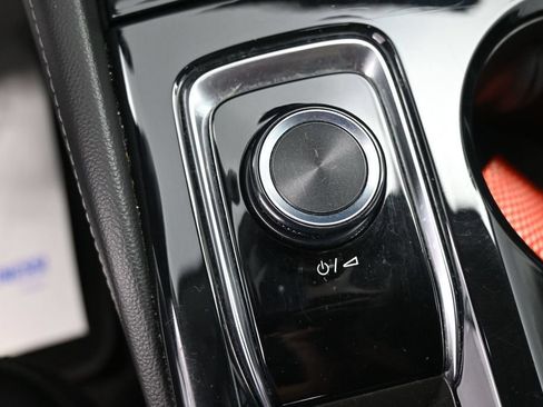Used 2024 Buick Envision Preferred AWD/4WD image 41