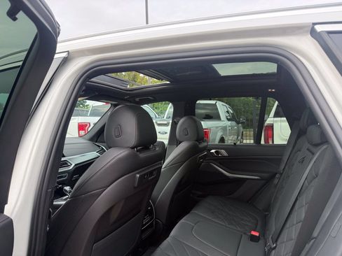 Used 2023 BMW X5 xDrive45e w/ Executive Package AWD/4WD image 12
