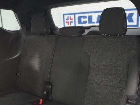 Used 2024 Chevrolet Traverse LT FWD image 41