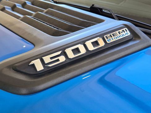 Used 2022 RAM 1500 Laramie AWD/4WD image 33