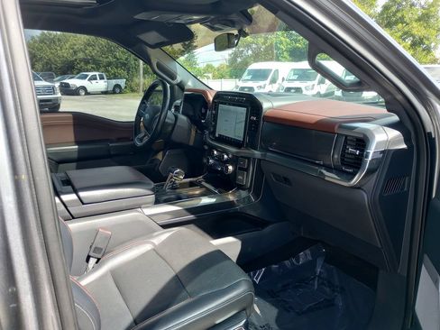 Used 2021 Ford F150 Lariat w/ Equipment Group 502A High AWD/4WD image 11