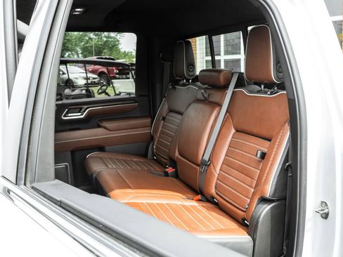 Used 2024 GMC Sierra 2500 Denali Ultimate AWD/4WD image 28