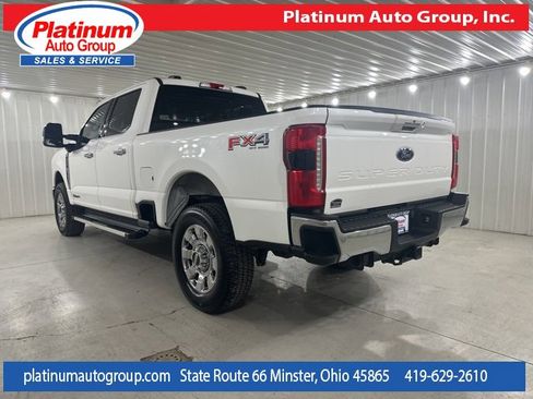 Used 2023 Ford F250 Lariat w/ Tow Technology Package image 3