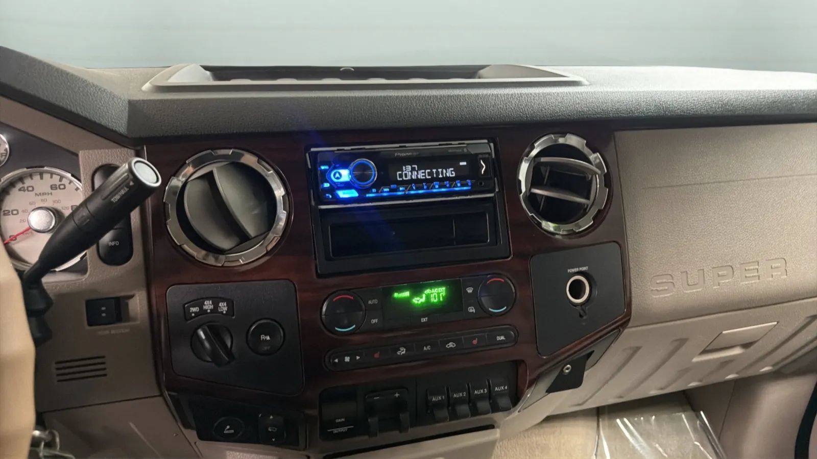 Used 2008 Ford F250 Lariat AWD/4WD image 13