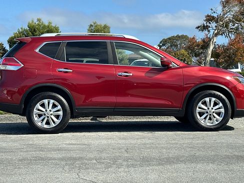 Used 2016 Nissan Rogue SV FWD image 7