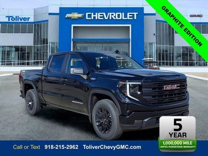 New 2026 GMC Sierra 1500 Pro w/ Graphite Edition