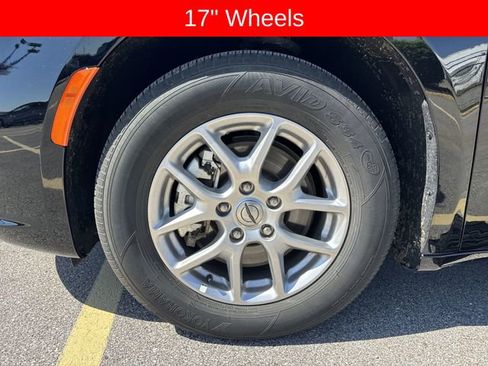Used 2025 Chrysler Pacifica Select FWD image 31