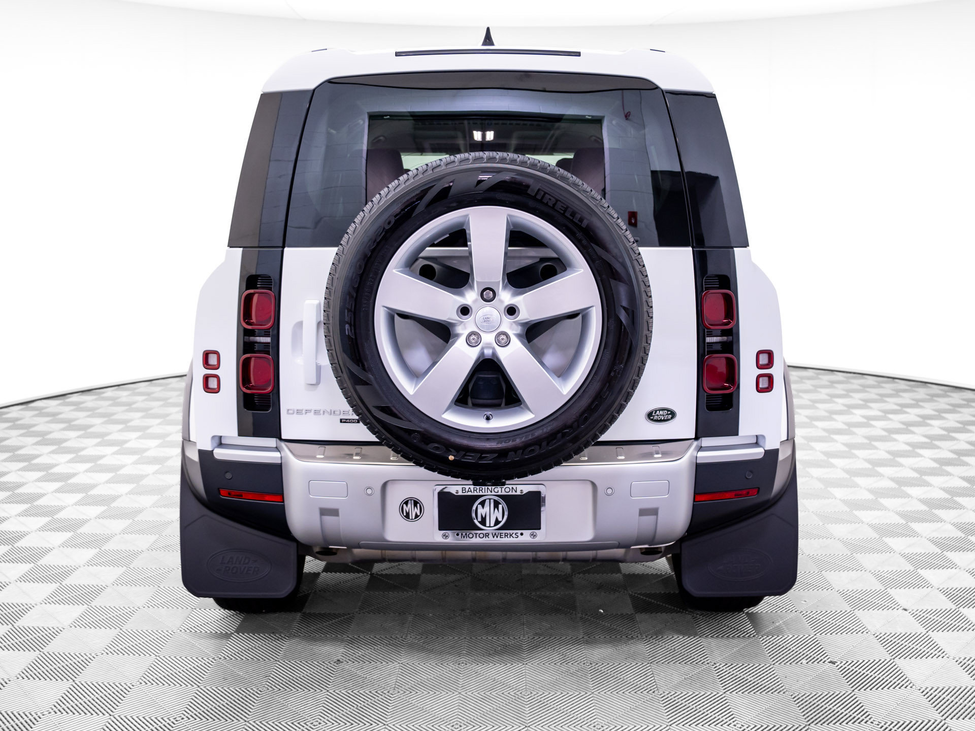Used 2023 Land Rover Defender 110 SE AWD/4WD image 4