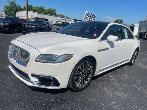 Used 2017 Lincoln Continental Reserve w/ Technology Package AWD/4WD image 2