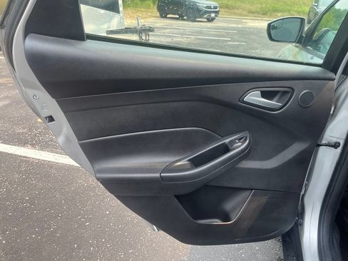 Used 2018 Ford Focus SEL FWD image 24