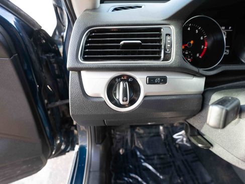 Used 2018 Volkswagen Passat 2.0T S image 11