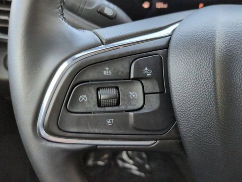 Used 2025 Buick Envista Sport Touring FWD image 22