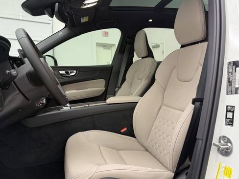 New 2026 Volvo XC60 B5 Core AWD/4WD image 12