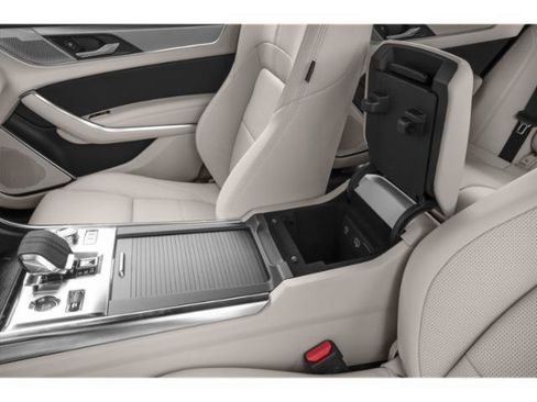 Used 2024 Jaguar XF R-Dynamic SE AWD/4WD image 14