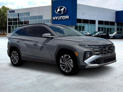 New 2026 Hyundai Tucson Limited FWD image 10