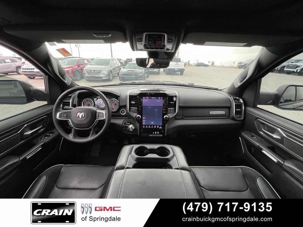 Used 2025 RAM 1500 Laramie AWD/4WD image 27